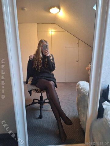 Mytightfashion nude photo 15