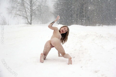 Nackt in Russland nude photo 9305