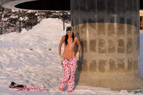 Nackt in Russland nude photo 9145