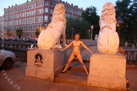 Nackt in Russland nude photo 9079