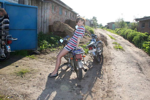 Nackt in Russland nude photo 9068