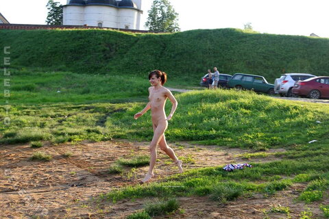 Nackt in Russland nude photo 8981