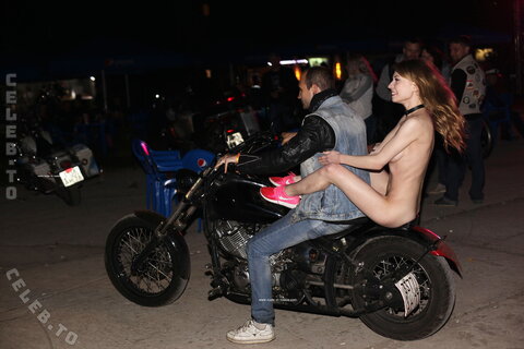 Nackt in Russland nude photo 7827