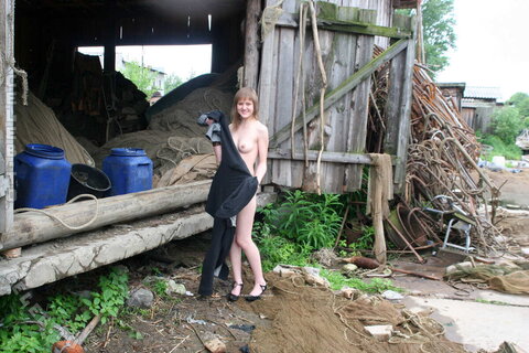 Nackt in Russland nude photo 7658