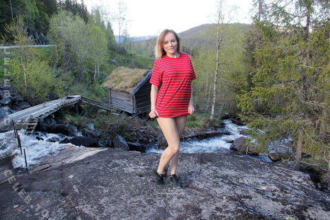 Nackt in Russland nude photo 6819