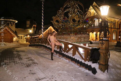 Nackt in Russland nude photo 6300