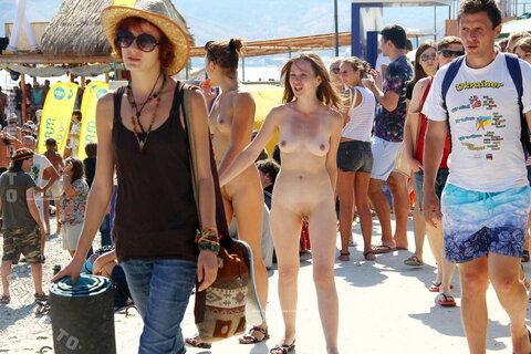 Nackt in Russland nude photo 5760