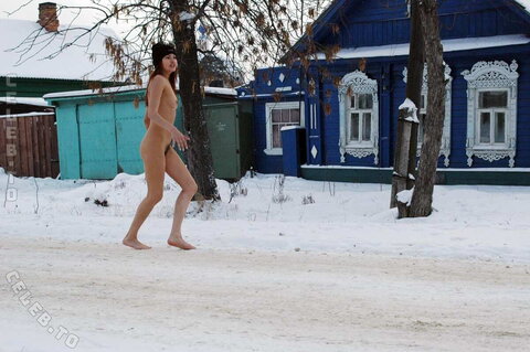 Nackt in Russland nude photo 5537