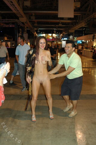 Nackt in Russland nude photo 5484