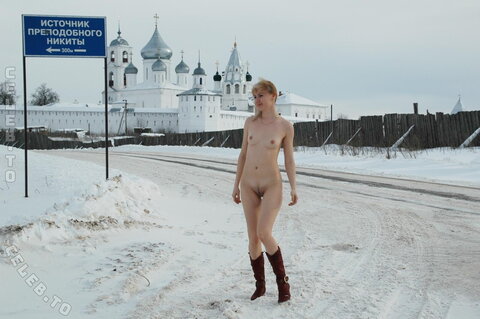 Nackt in Russland nude photo 5206
