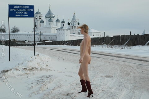 Nackt in Russland nude photo 5205