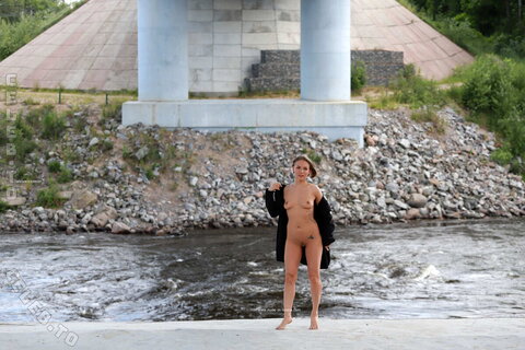 Nackt in Russland nude photo 4072