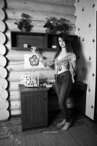 Nackt in Russland nude photo 4033