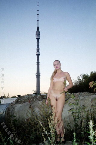 Nackt in Russland nude photo 3973