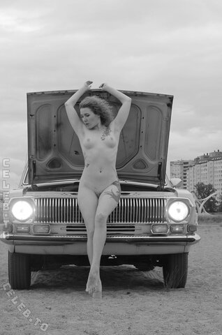 Nackt in Russland nude photo 3938