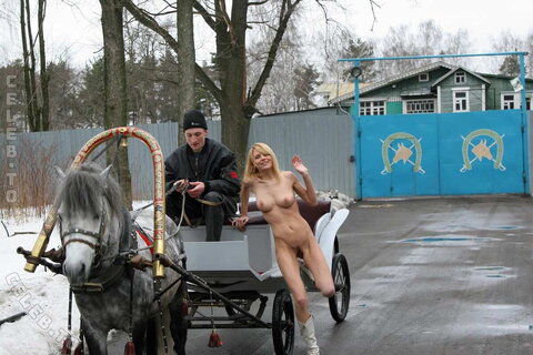 Nackt in Russland nude photo 3727