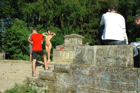 Nackt in Russland nude photo 3441