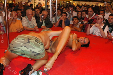 Nackt in Russland nude photo 1131