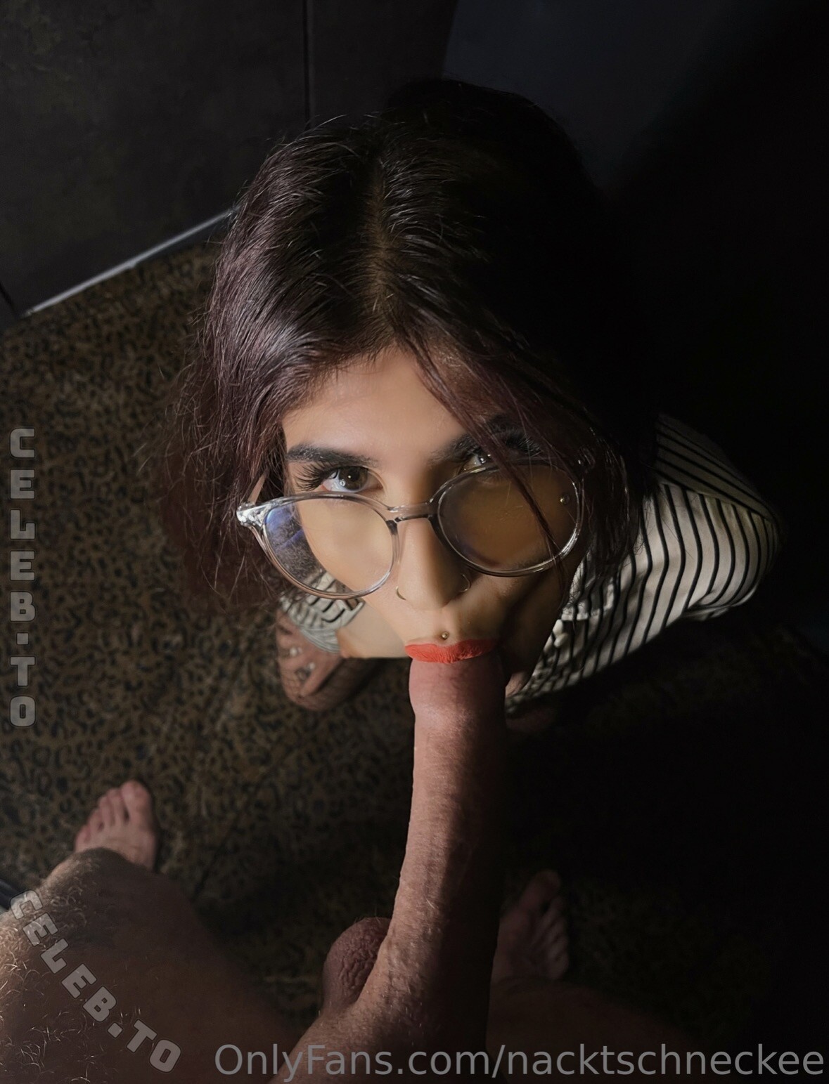 Nacktschneckee nude photo 1