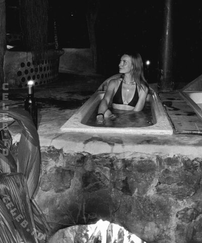Nadine Katzenschläger nude photo 18