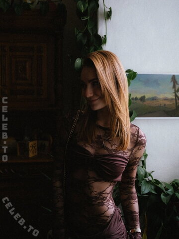 Nadine Katzenschläger nude photo 17