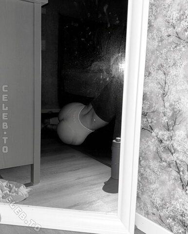 Nadine Muth/Müller nude photo 9