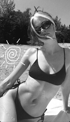 nadinebreaty photo 1