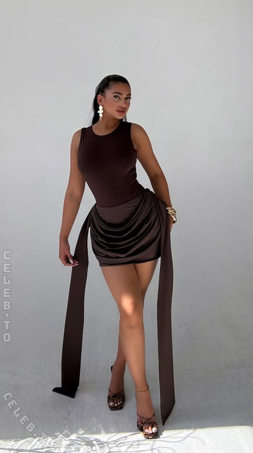 Nadoo.nu nude photo 3