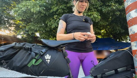 Naguura nude photo 3