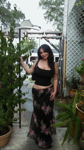 Naiyha New (1 photo)