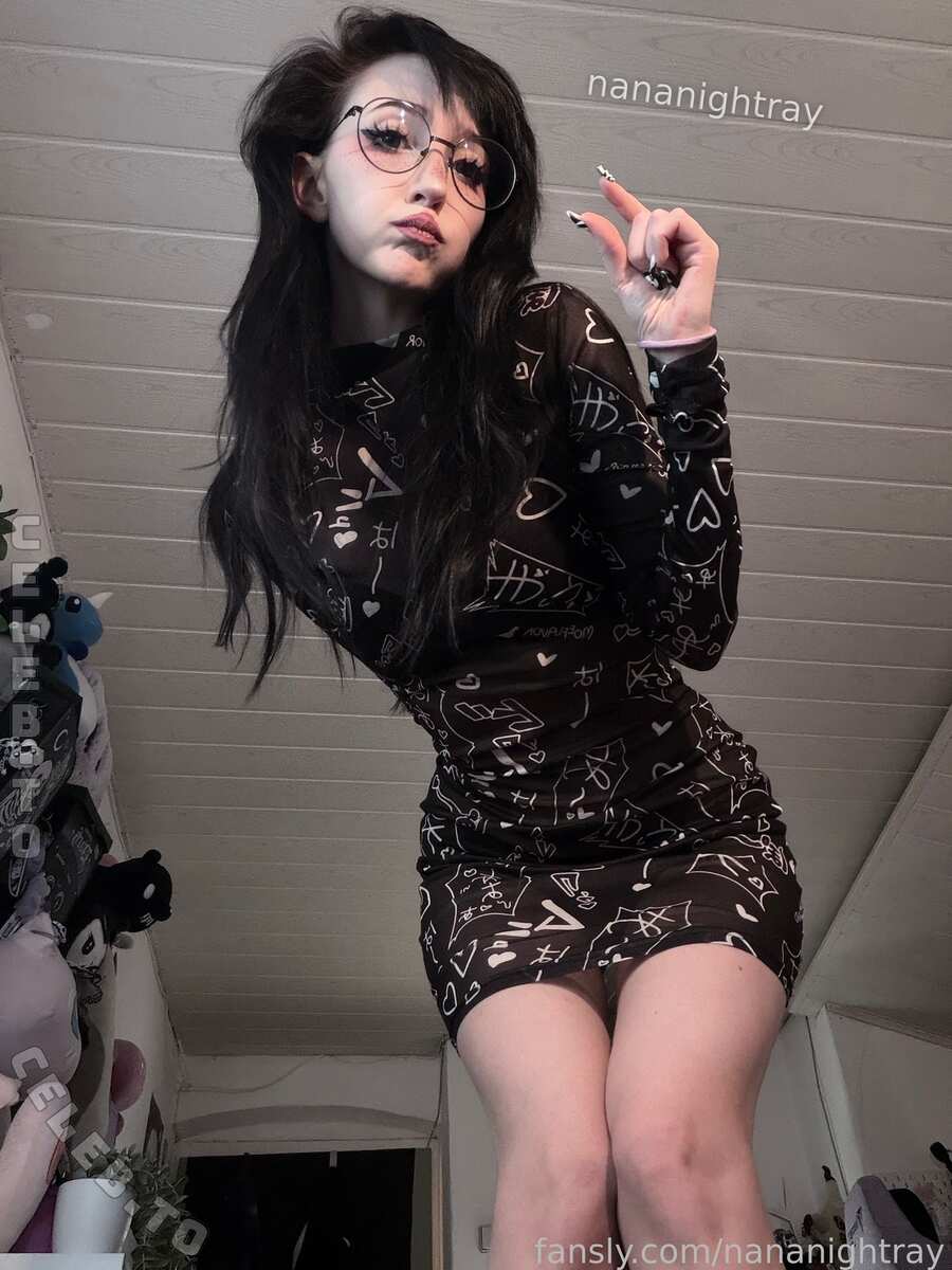Nananightray nude photo 2