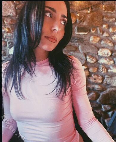 Nandia Siada nude photo 7