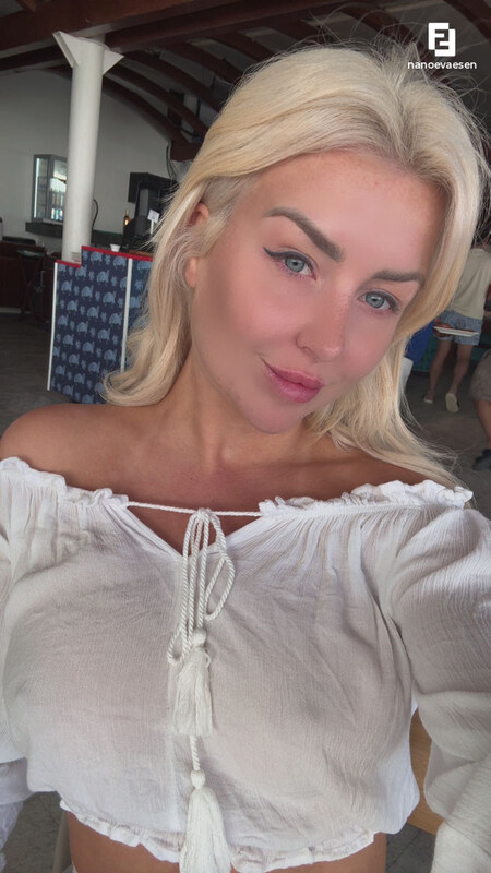 Nanoe Vaesen nude photo 35