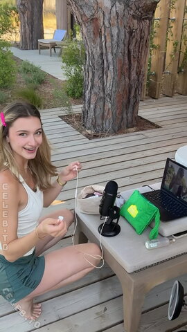 Nanou Asmr nude photo 5