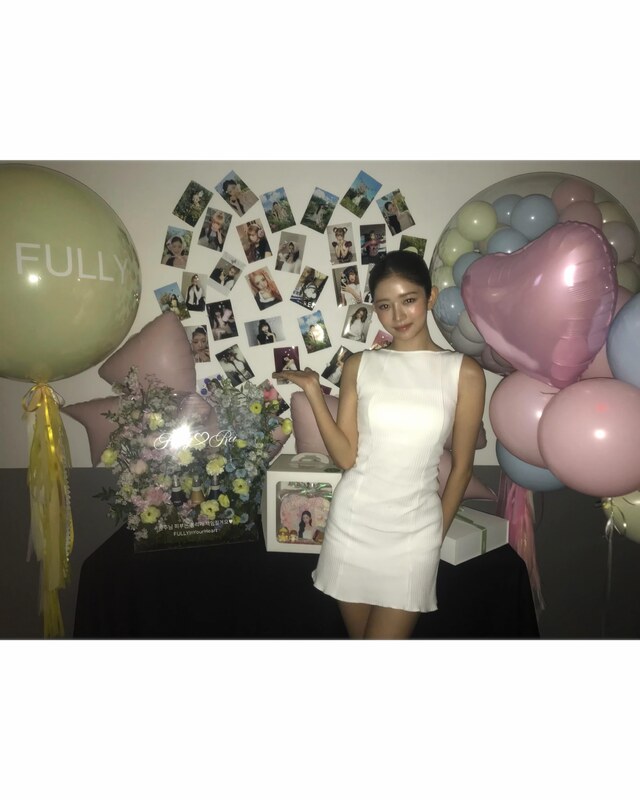 Naoi Rei nude photo 7