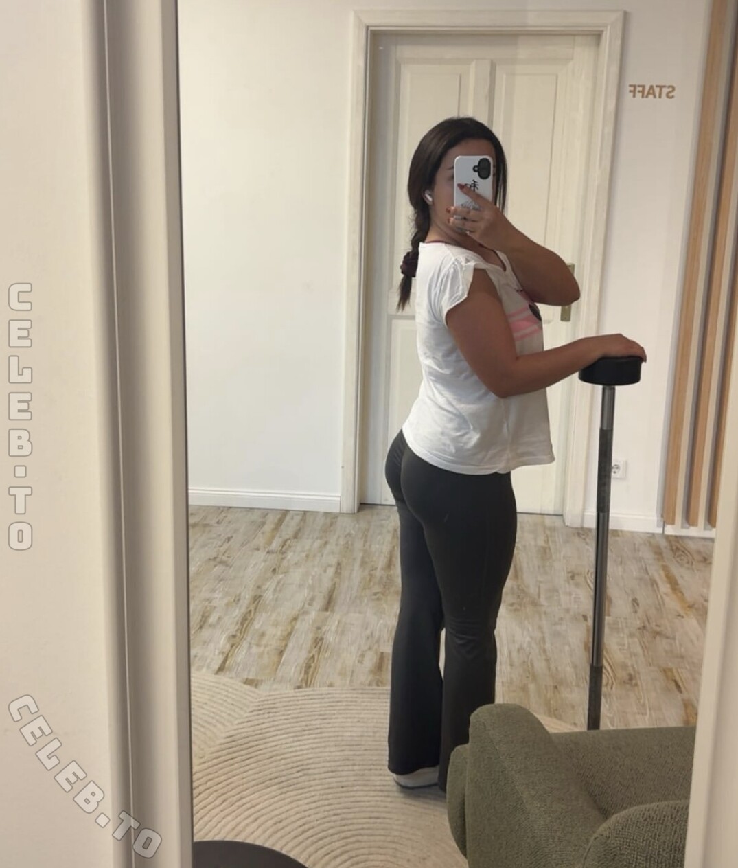 Narod nude photo 6