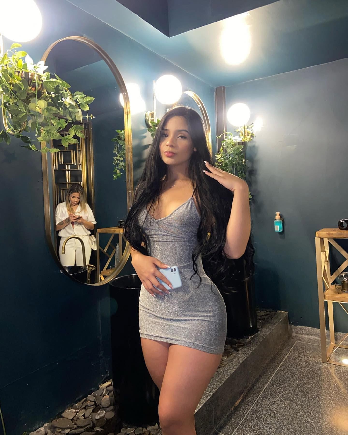 Natalia Márquez nude photo 2
