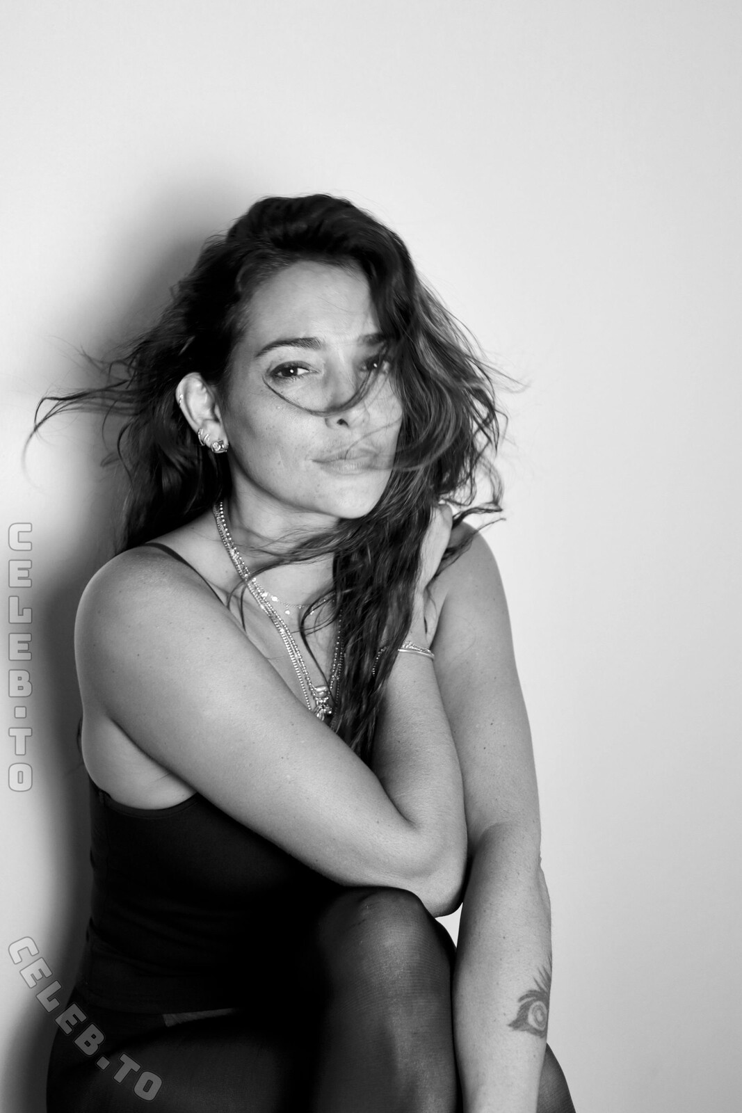 Natalie Martinez nude photo 16
