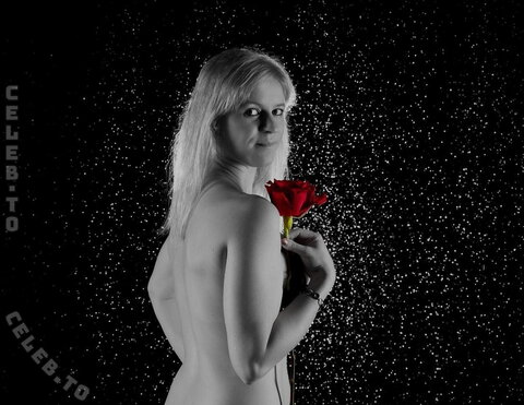 Natalie Neuendorf nude photo 3