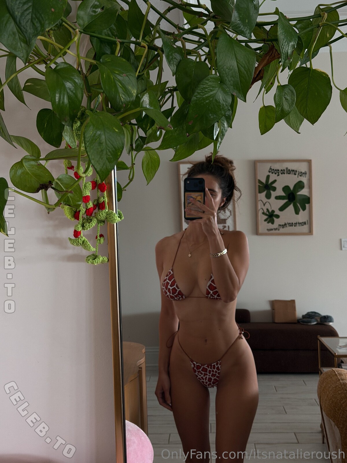 Natalie Roush nude photo 4