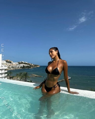 Nataliey Ospina – Nataly Ospina is a well-known master pastry chef, food creator, book author, and model
