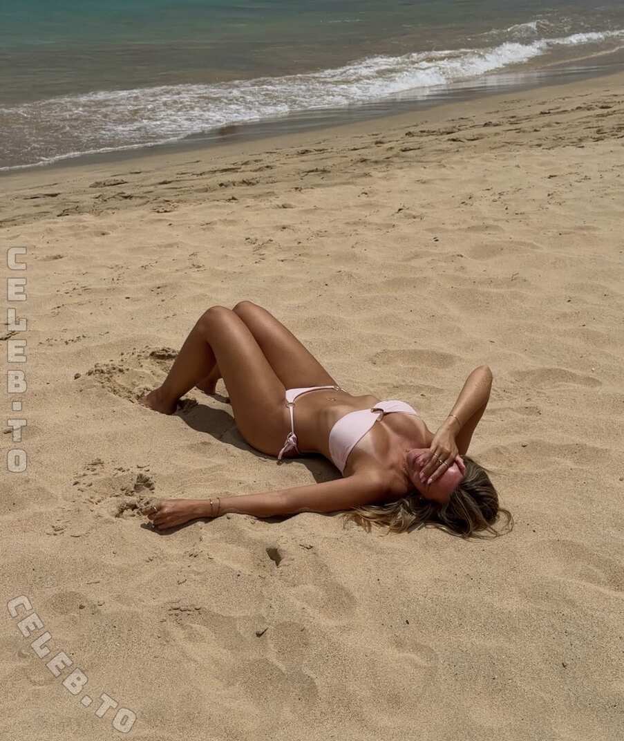 Natascha Sophie nude photo 1