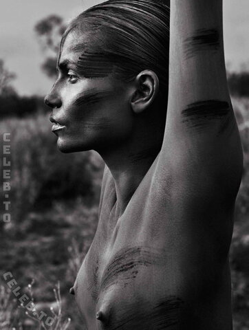 Natasha Poly nude photo 15