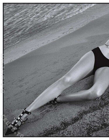 Natasha Poly photo 6