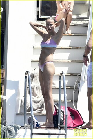 Natasha Poly nude photo 1