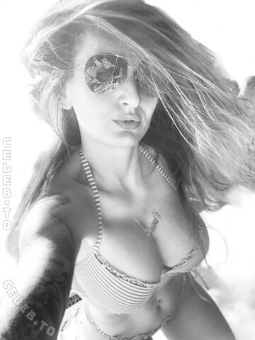 Natasha Starr nude photo 46
