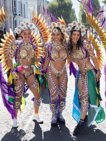 Nathalie Emmanuel nude photo 5