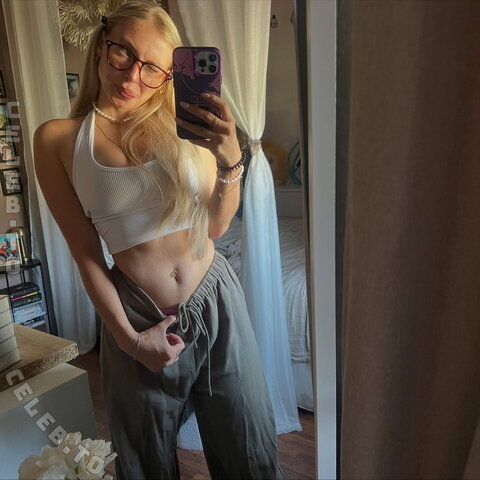 nathalie_stnr nude photo 26
