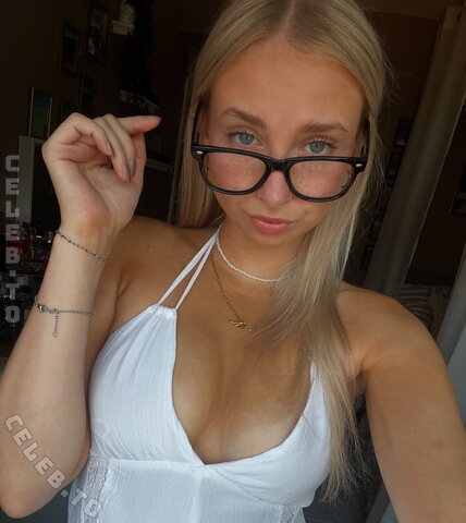 nathalie_stnr nude photo 19