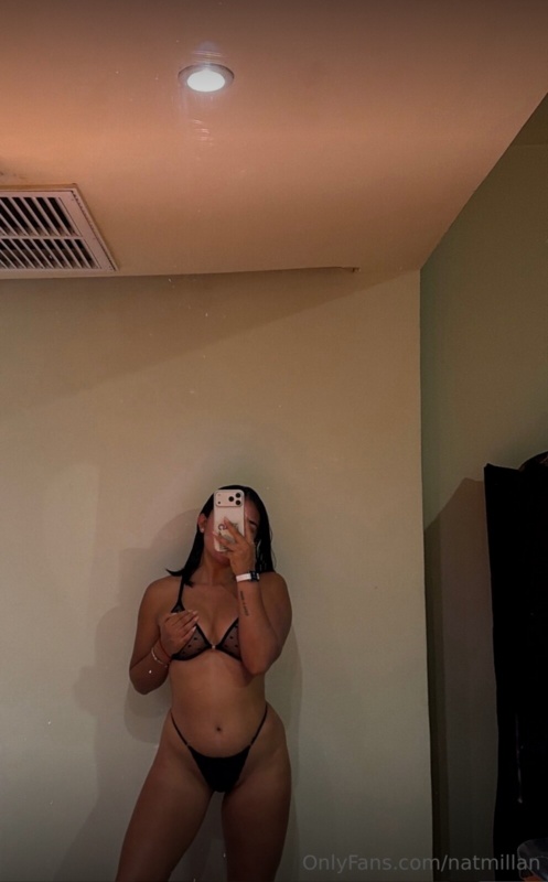 natmillan nude photo 1